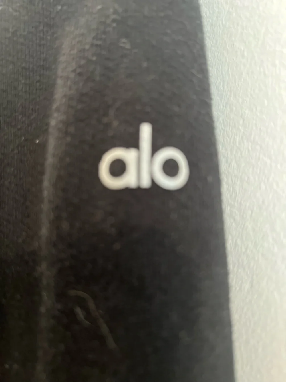 ALO Yoga adjustable drawstrings